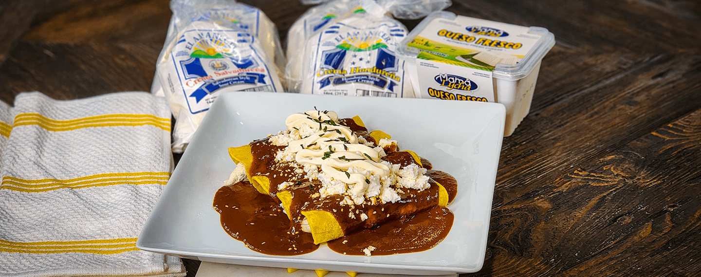 Mama Lycha Enchiladas With Mole