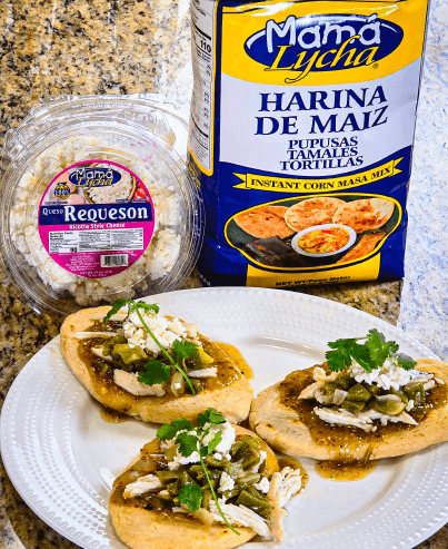 Mama Lycha Cheese Tlacoyos